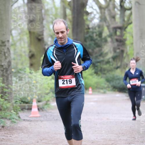 13.04.2025 - Hammer Lauf Jannik Wohlers http://msf.ph/oto/7640308 13.04.2025 10:06:38 Laufen 15, 219, 649 meine-sportfotos.de