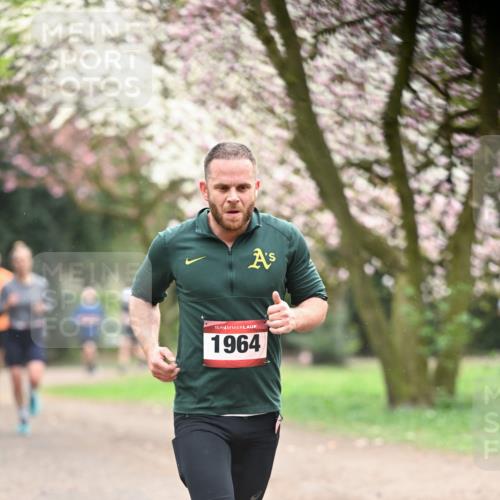 13.04.2025 - Hammer Lauf Dr. Thomas Lammeyer http://msf.ph/oto/7640449 13.04.2025 10:09:30 Laufen 15, 1964 meine-sportfotos.de