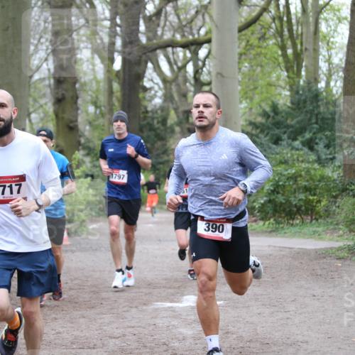 13.04.2025 - Hammer Lauf Jannik Wohlers http://msf.ph/oto/7640497 13.04.2025 10:06:20 Laufen 15, 1717, 1797, 390 meine-sportfotos.de