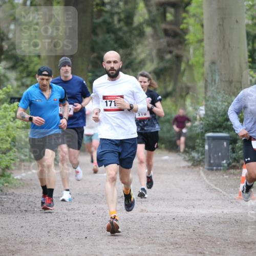 13.04.2025 - Hammer Lauf Jannik Wohlers http://msf.ph/oto/7640540 13.04.2025 10:06:18 Laufen 15, 17, 510, 390 meine-sportfotos.de