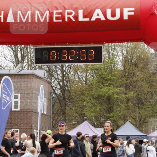 13.04.2025 - Hammer Lauf A. Gomolzig http://msf.ph/oto/7640575 13.04.2025 11:32:52 Ziel 571, 572 meine-sportfotos.de