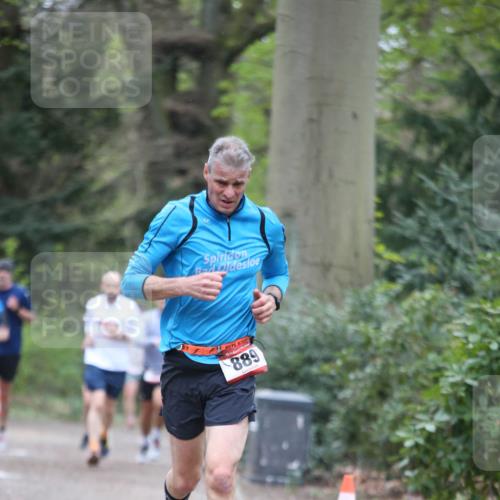 13.04.2025 - Hammer Lauf Jannik Wohlers http://msf.ph/oto/7640583 13.04.2025 10:06:12 Laufen 15, 889 meine-sportfotos.de