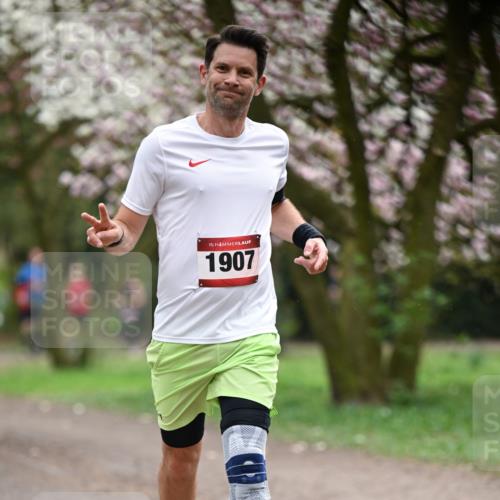 13.04.2025 - Hammer Lauf Dr. Thomas Lammeyer http://msf.ph/oto/7640644 13.04.2025 10:09:39 Laufen 15, 1907 meine-sportfotos.de