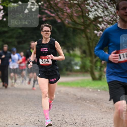 13.04.2025 - Hammer Lauf Dr. Thomas Lammeyer http://msf.ph/oto/7640807 13.04.2025 10:09:45 Laufen 15, 314, 118 meine-sportfotos.de
