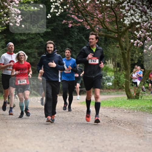 13.04.2025 - Hammer Lauf Dr. Thomas Lammeyer http://msf.ph/oto/7640896 13.04.2025 10:09:48 Laufen 718, 624, 039, 742 meine-sportfotos.de