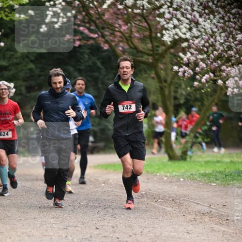 13.04.2025 - Hammer Lauf Dr. Thomas Lammeyer http://msf.ph/oto/7640916 13.04.2025 10:09:49 Laufen 742, 624 meine-sportfotos.de