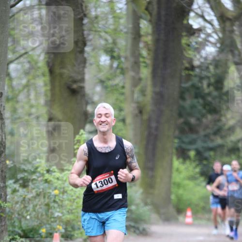 13.04.2025 - Hammer Lauf Jannik Wohlers http://msf.ph/oto/7640920 13.04.2025 10:05:22 Laufen 1300 meine-sportfotos.de