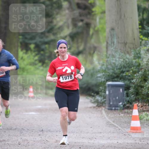13.04.2025 - Hammer Lauf Jannik Wohlers http://msf.ph/oto/7641052 13.04.2025 10:04:59 Laufen 1180, 1978 meine-sportfotos.de