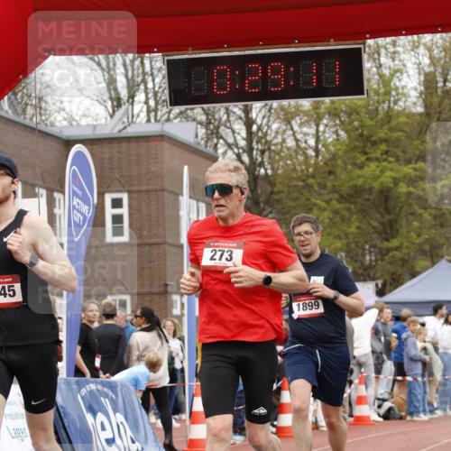 13.04.2025 - Hammer Lauf A. Gomolzig http://msf.ph/oto/7641057 13.04.2025 11:29:09 Ziel 227, 273, 730, 1173, 1174, 1899 meine-sportfotos.de