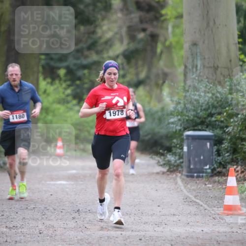 13.04.2025 - Hammer Lauf Jannik Wohlers http://msf.ph/oto/7641070 13.04.2025 10:04:58 Laufen 1180, 1978 meine-sportfotos.de