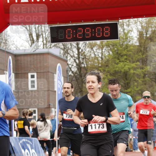 13.04.2025 - Hammer Lauf A. Gomolzig http://msf.ph/oto/7641080 13.04.2025 11:29:07 Ziel 227, 273, 475, 730, 1173, 1174, 1899 meine-sportfotos.de