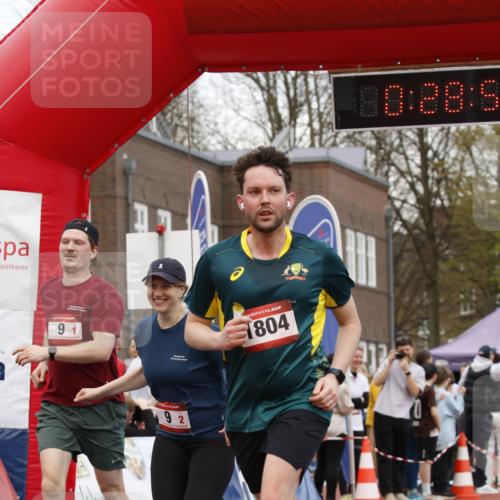 13.04.2025 - Hammer Lauf A. Gomolzig http://msf.ph/oto/7641108 13.04.2025 11:28:55 Ziel 2, 9, 1257, 1804 meine-sportfotos.de