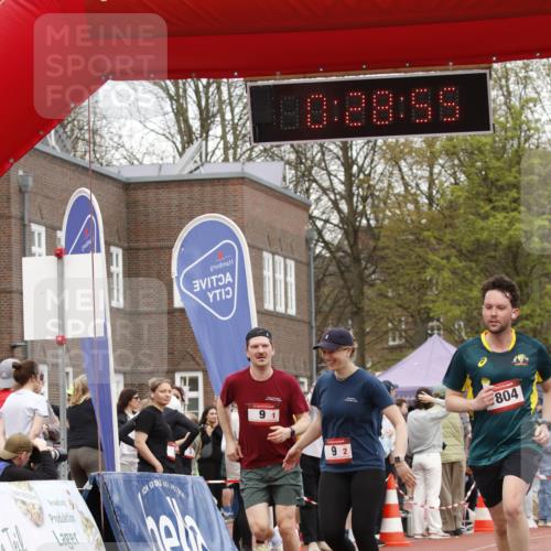 13.04.2025 - Hammer Lauf A. Gomolzig http://msf.ph/oto/7641128 13.04.2025 11:28:53 Ziel 2, 1257, 1804 meine-sportfotos.de