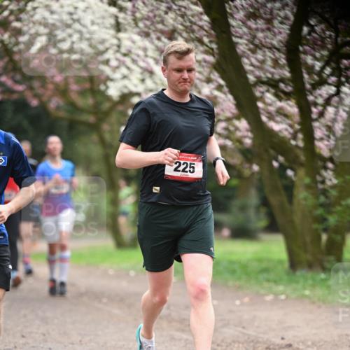 13.04.2025 - Hammer Lauf Dr. Thomas Lammeyer http://msf.ph/oto/7641186 13.04.2025 10:10:01 Laufen 225 meine-sportfotos.de