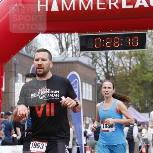13.04.2025 - Hammer Lauf A. Gomolzig http://msf.ph/oto/7641210 13.04.2025 11:28:08 Ziel 188, 221, 532, 1953, 1989 meine-sportfotos.de