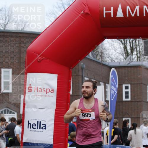 13.04.2025 - Hammer Lauf A. Gomolzig http://msf.ph/oto/7641246 13.04.2025 11:27:44 Ziel 233, 995 meine-sportfotos.de