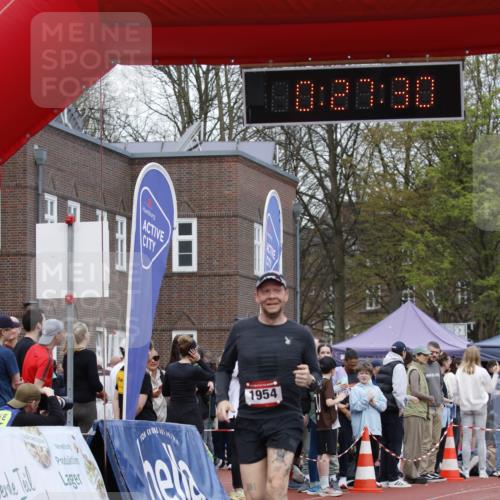13.04.2025 - Hammer Lauf A. Gomolzig http://msf.ph/oto/7641280 13.04.2025 11:27:29 Ziel 14, 1184, 1954 meine-sportfotos.de