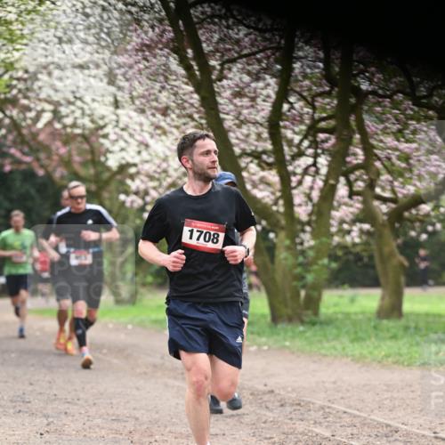 13.04.2025 - Hammer Lauf Dr. Thomas Lammeyer http://msf.ph/oto/7641338 13.04.2025 10:10:12 Laufen 15, 1708 meine-sportfotos.de