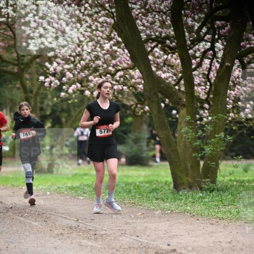 13.04.2025 - Hammer Lauf Dr. Thomas Lammeyer http://msf.ph/oto/7641419 13.04.2025 10:10:20 Laufen 741, 577 meine-sportfotos.de