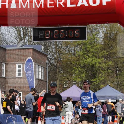 13.04.2025 - Hammer Lauf A. Gomolzig http://msf.ph/oto/7641432 13.04.2025 11:25:03 Ziel 452, 492, 493 meine-sportfotos.de