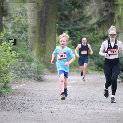 13.04.2025 - Hammer Lauf Jannik Wohlers http://msf.ph/oto/7641433 13.04.2025 12:06:09 Laufen 182, 643, 737 meine-sportfotos.de