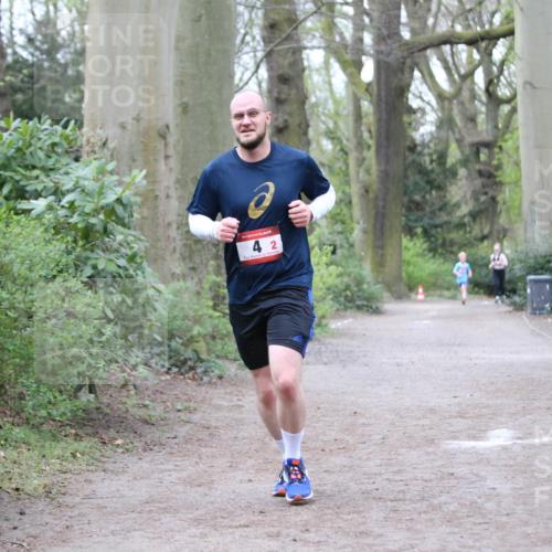 13.04.2025 - Hammer Lauf Jannik Wohlers http://msf.ph/oto/7641452 13.04.2025 12:06:00 Laufen 2, 4, 2 meine-sportfotos.de
