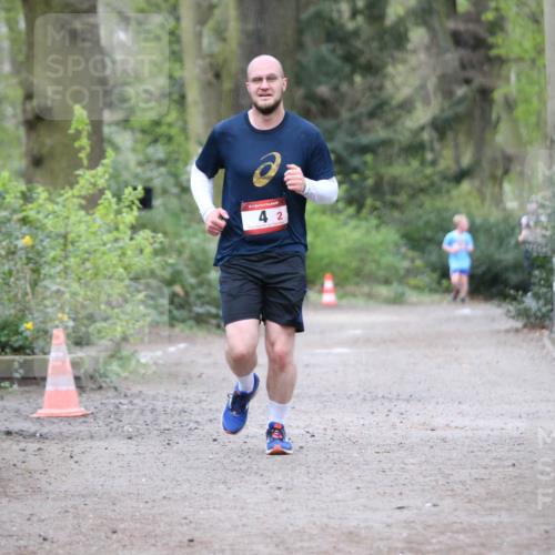 13.04.2025 - Hammer Lauf Jannik Wohlers http://msf.ph/oto/7641470 13.04.2025 12:05:57 Laufen 2 meine-sportfotos.de