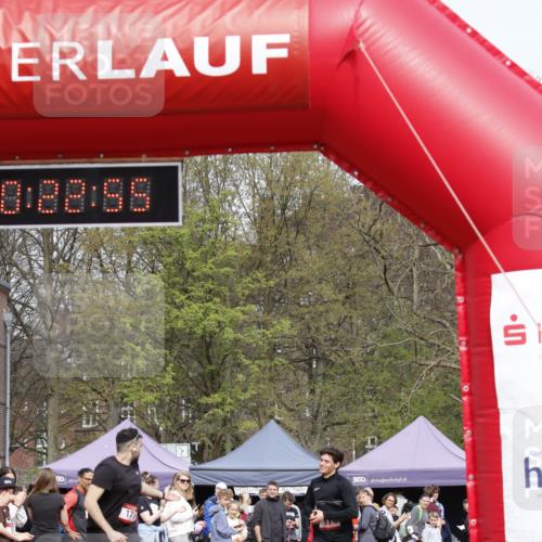 13.04.2025 - Hammer Lauf A. Gomolzig http://msf.ph/oto/7641493 13.04.2025 11:22:54 Ziel 17 meine-sportfotos.de