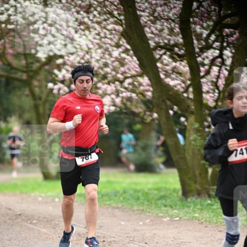 13.04.2025 - Hammer Lauf Dr. Thomas Lammeyer http://msf.ph/oto/7641497 13.04.2025 10:10:25 Laufen 761, 741 meine-sportfotos.de