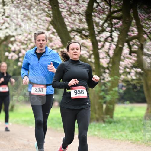 13.04.2025 - Hammer Lauf Dr. Thomas Lammeyer http://msf.ph/oto/7641578 13.04.2025 10:10:30 Laufen 238, 0, 15, 956 meine-sportfotos.de