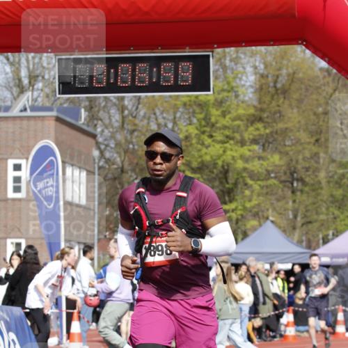 13.04.2025 - Hammer Lauf A. Gomolzig http://msf.ph/oto/7641636 13.04.2025 11:06:58 Ziel 229, 1898 meine-sportfotos.de
