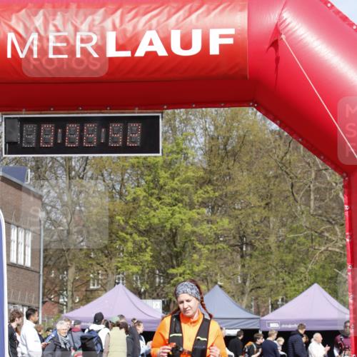 13.04.2025 - Hammer Lauf A. Gomolzig http://msf.ph/oto/7641648 13.04.2025 11:06:52 Ziel 229, 604, 1898 meine-sportfotos.de