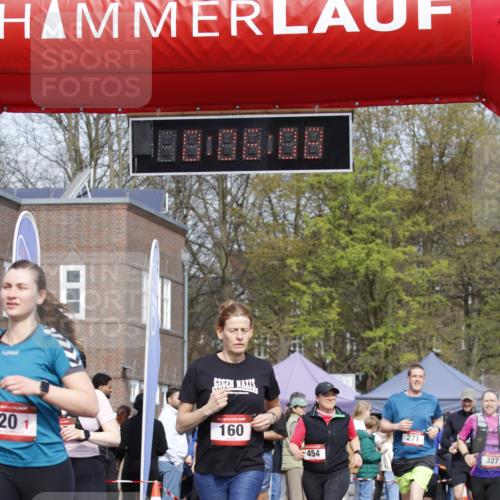 13.04.2025 - Hammer Lauf A. Gomolzig http://msf.ph/oto/7641712 13.04.2025 11:06:07 Ziel 20, 21, 160, 271, 327, 454, 476, 566, 737, 858, 1950 meine-sportfotos.de
