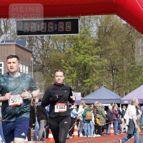 13.04.2025 - Hammer Lauf A. Gomolzig http://msf.ph/oto/7641785 13.04.2025 11:05:35 Ziel 2, 7, 8, 174, 193, 251, 252, 287, 302, 320, 459, 482, 502, 524, 552, 571, 572, 736, 1125, 1331, 1344 meine-sportfotos.de