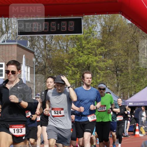 13.04.2025 - Hammer Lauf A. Gomolzig http://msf.ph/oto/7641796 13.04.2025 11:05:31 Ziel 2, 7, 8, 174, 187, 193, 231, 251, 252, 287, 302, 320, 459, 482, 502, 524, 552, 571, 572, 685, 1125, 1331, 1344, 1772, 1808, 1810 meine-sportfotos.de