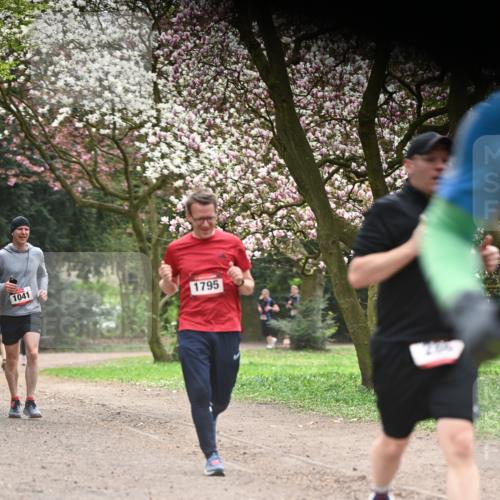 13.04.2025 - Hammer Lauf Dr. Thomas Lammeyer http://msf.ph/oto/7641825 13.04.2025 10:10:46 Laufen 1041, 1795, 236 meine-sportfotos.de