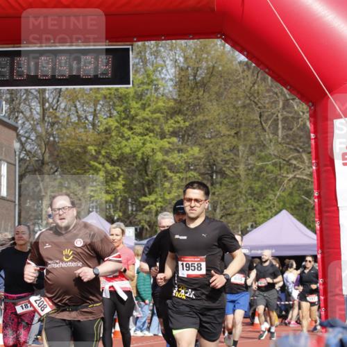 13.04.2025 - Hammer Lauf A. Gomolzig http://msf.ph/oto/7641827 13.04.2025 11:05:23 Ziel 3, 187, 231, 599, 669, 685, 738, 1051, 1772, 1808, 1810, 1897, 1931 meine-sportfotos.de