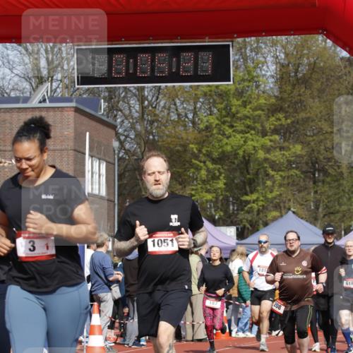 13.04.2025 - Hammer Lauf A. Gomolzig http://msf.ph/oto/7641834 13.04.2025 11:05:20 Ziel 3, 10, 187, 231, 599, 615, 669, 738, 1051, 1772, 1776, 1810, 1897, 1931 meine-sportfotos.de