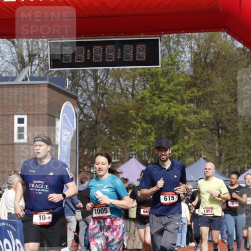 13.04.2025 - Hammer Lauf A. Gomolzig http://msf.ph/oto/7641848 13.04.2025 11:05:15 Ziel 3, 10, 103, 109, 615, 617, 669, 738, 897, 1051, 1086, 1375, 1776, 1897, 1931 meine-sportfotos.de
