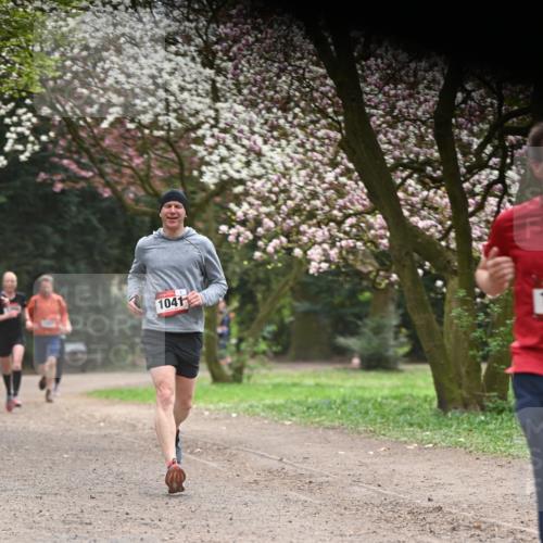 13.04.2025 - Hammer Lauf Dr. Thomas Lammeyer http://msf.ph/oto/7641860 13.04.2025 10:10:48 Laufen 1041 meine-sportfotos.de