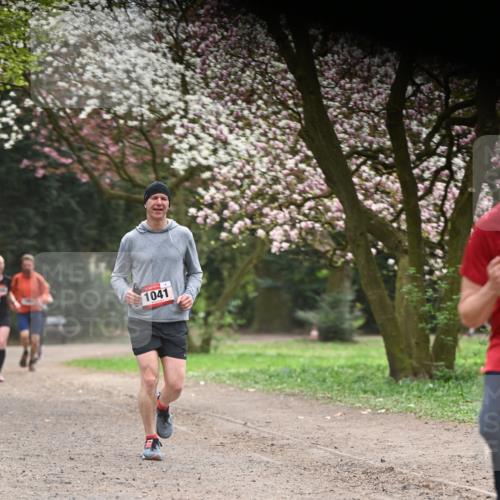 13.04.2025 - Hammer Lauf Dr. Thomas Lammeyer http://msf.ph/oto/7641863 13.04.2025 10:10:48 Laufen 1041 meine-sportfotos.de