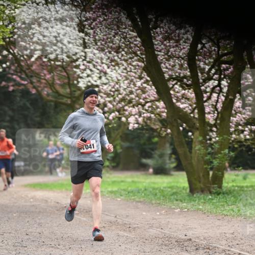 13.04.2025 - Hammer Lauf Dr. Thomas Lammeyer http://msf.ph/oto/7641870 13.04.2025 10:10:48 Laufen 041 meine-sportfotos.de