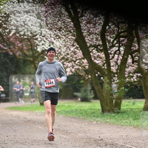 13.04.2025 - Hammer Lauf Dr. Thomas Lammeyer http://msf.ph/oto/7641878 13.04.2025 10:10:48 Laufen 1041 meine-sportfotos.de
