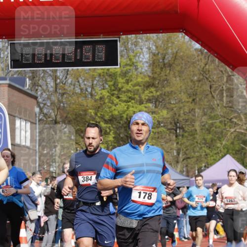 13.04.2025 - Hammer Lauf A. Gomolzig http://msf.ph/oto/7641896 13.04.2025 11:04:56 Ziel 1, 178, 218, 232, 313, 322, 384, 444, 630, 654, 693, 704, 917, 929, 986, 1002, 1267, 1900, 1930 meine-sportfotos.de