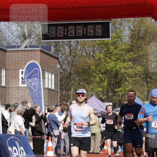 13.04.2025 - Hammer Lauf A. Gomolzig http://msf.ph/oto/7641899 13.04.2025 11:04:54 Ziel 1, 178, 273, 313, 322, 384, 514, 630, 654, 693, 704, 874, 929, 986, 1002, 1267, 1896, 1899, 1900, 1930, 1951 meine-sportfotos.de