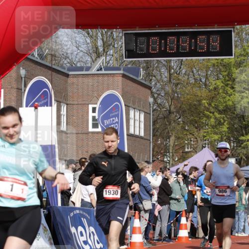 13.04.2025 - Hammer Lauf A. Gomolzig http://msf.ph/oto/7641904 13.04.2025 11:04:54 Ziel 1, 178, 273, 313, 322, 384, 514, 630, 654, 693, 704, 874, 929, 986, 1002, 1267, 1896, 1899, 1900, 1930, 1951 meine-sportfotos.de