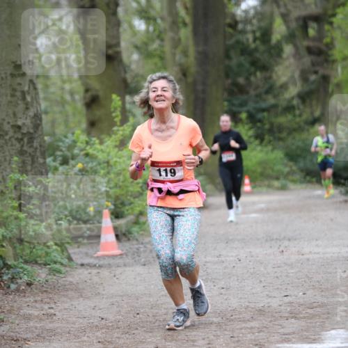 13.04.2025 - Hammer Lauf Jannik Wohlers http://msf.ph/oto/7641912 13.04.2025 12:03:22 Laufen 15, 119 meine-sportfotos.de