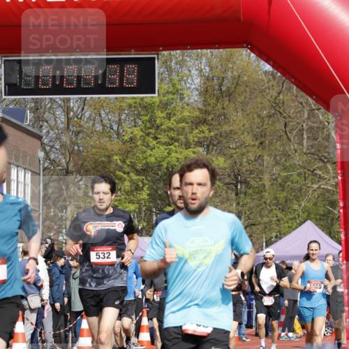 13.04.2025 - Hammer Lauf A. Gomolzig http://msf.ph/oto/7641954 13.04.2025 11:04:37 Ziel 9, 15, 18, 161, 188, 221, 532, 579, 609, 628, 670, 730, 980, 1049, 1139, 1784, 1953, 1954, 1989 meine-sportfotos.de