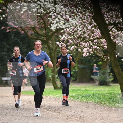 13.04.2025 - Hammer Lauf Dr. Thomas Lammeyer http://msf.ph/oto/7641982 13.04.2025 10:11:01 Laufen 1060, 904, 1059 meine-sportfotos.de