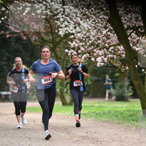 13.04.2025 - Hammer Lauf Dr. Thomas Lammeyer http://msf.ph/oto/7641986 13.04.2025 10:11:01 Laufen 1060, 904, 1059 meine-sportfotos.de